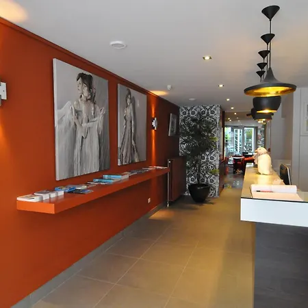 Adagio Hotel